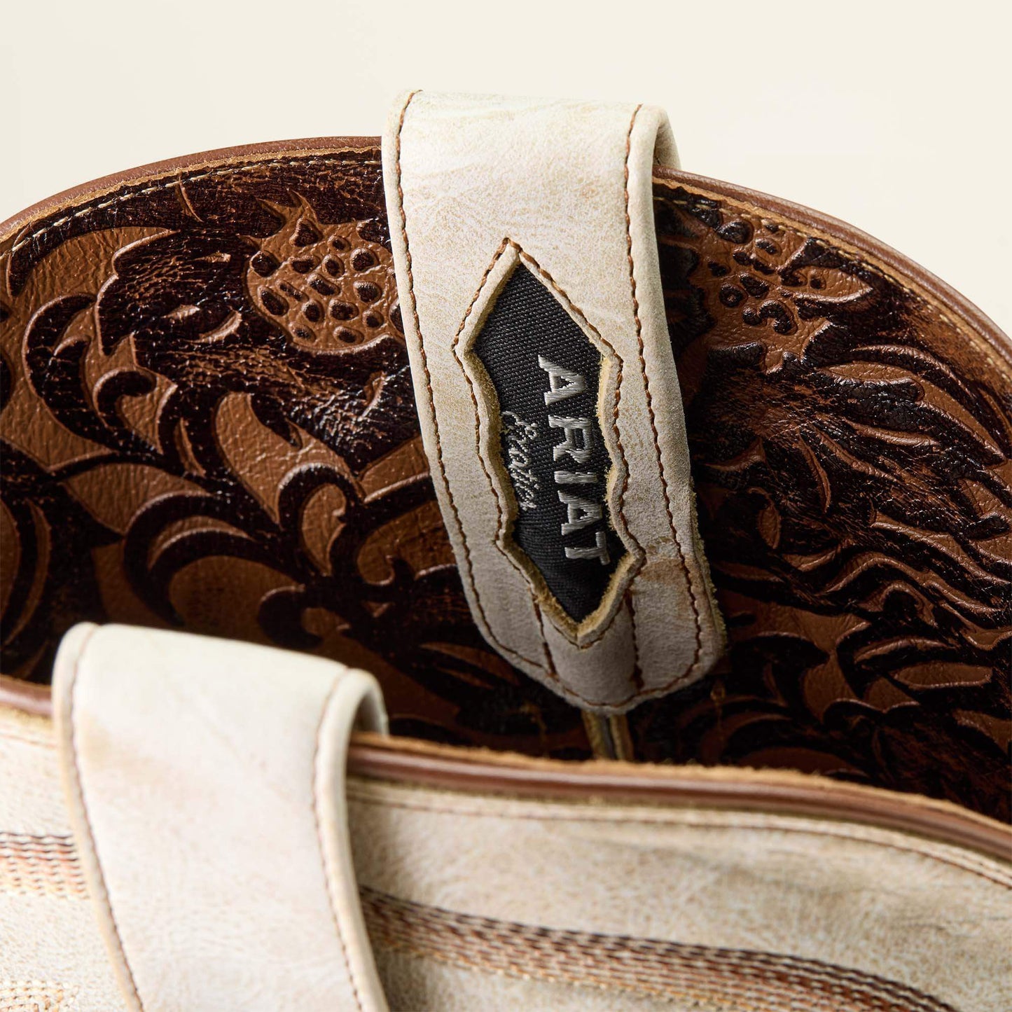 Ariat Men Classic Callen Wide Square Toe Western Boot