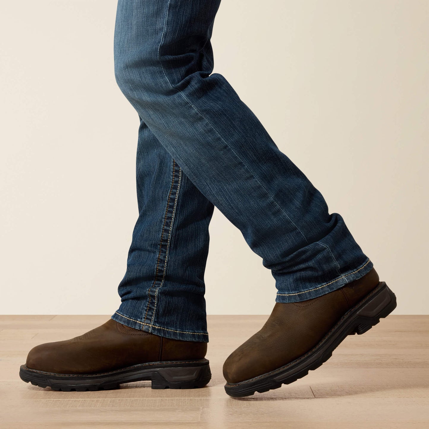 Ariat Men FR M7 Slim Duralight Stretch Basic Straight Jean