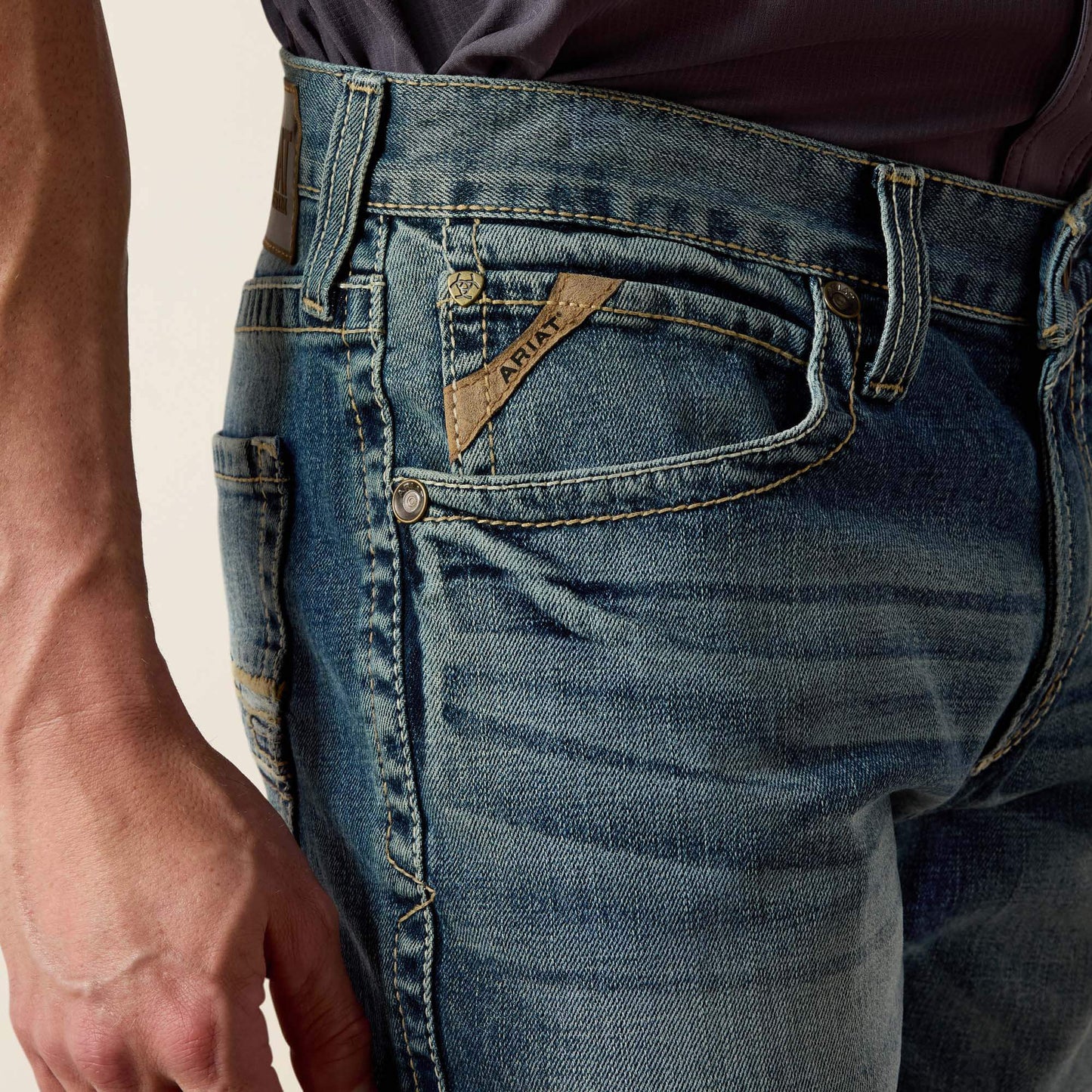 Ariat Men|Trends M4 Low Rise Stretch Shoreway Stackable Straight Leg Jean
