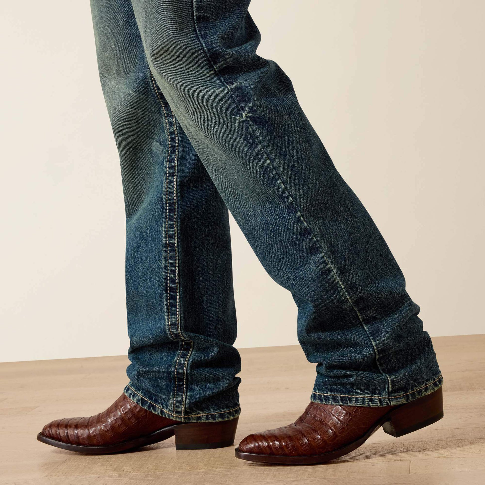 Ariat Men|Trends M5 Slim Gambler Stackable Straight Leg Jean