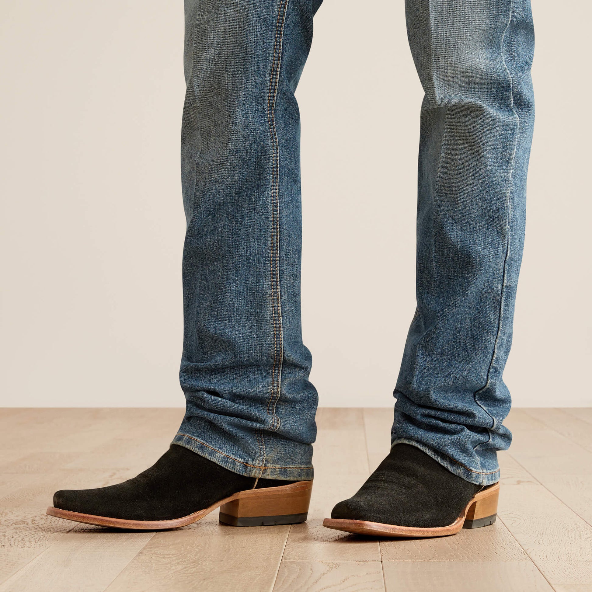 Ariat Men M5 Stretch Pro Series Ray Straight Leg Jean