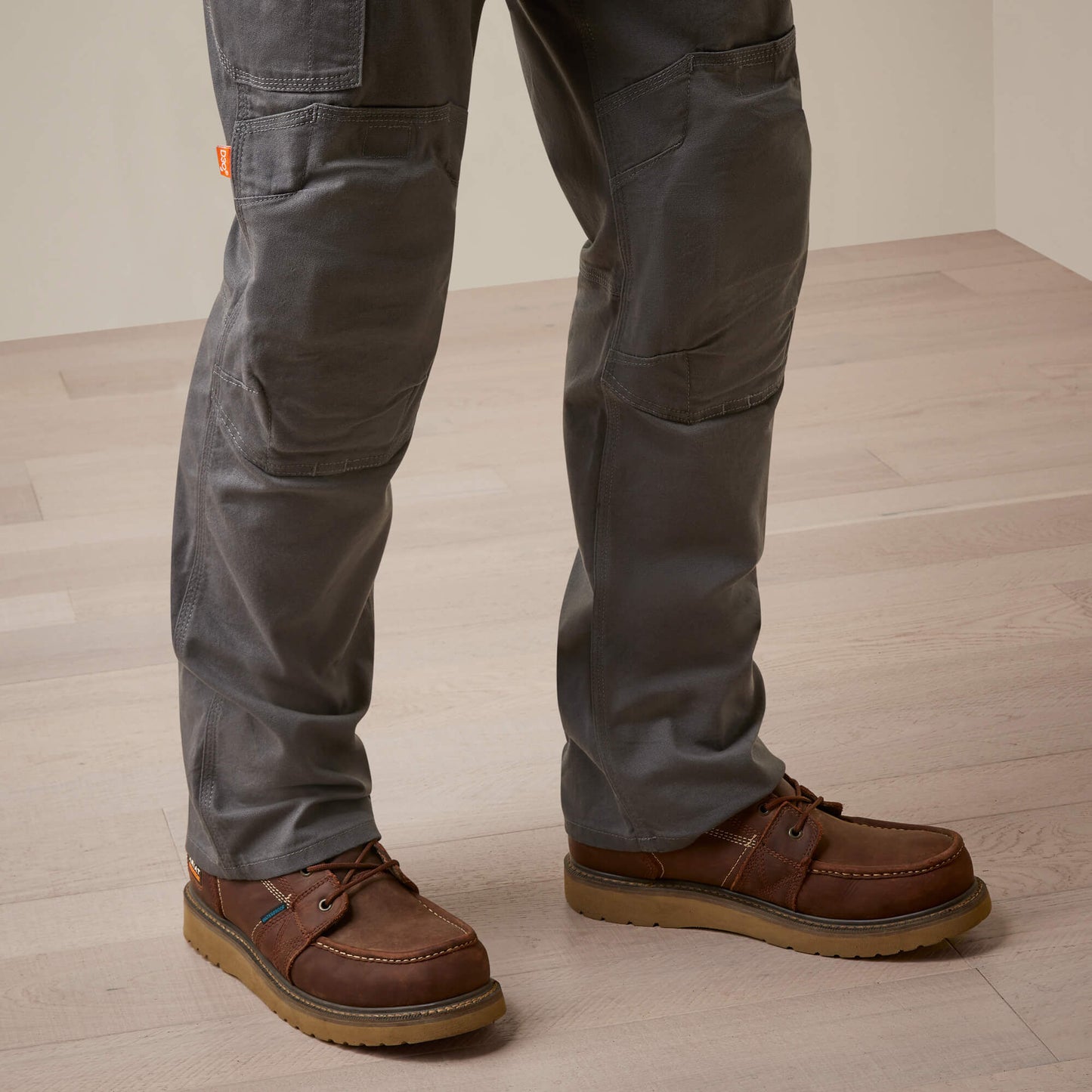 Ariat Men Rebar M5 Straight Made Tough Knee Guardian Straight