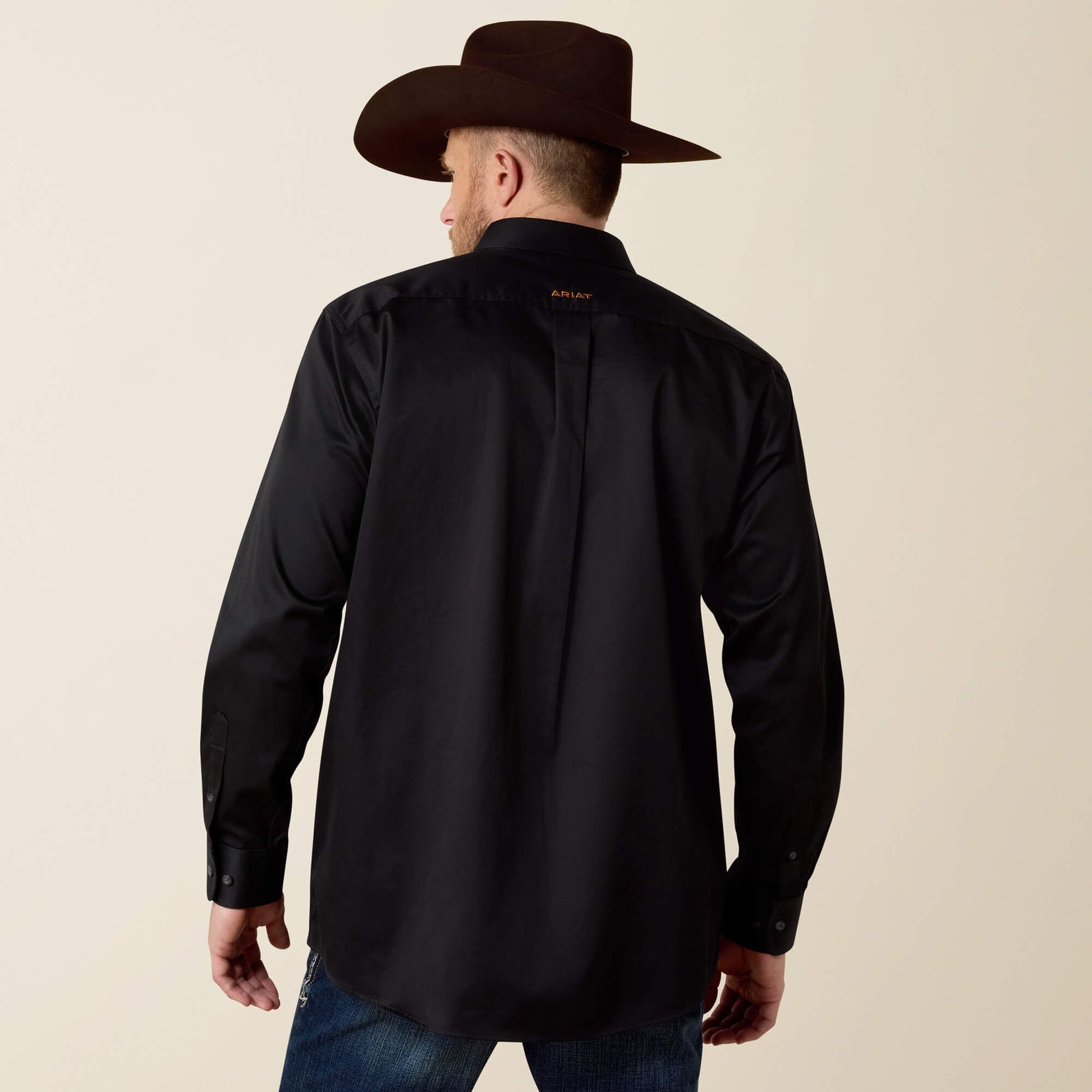 Ariat Men Solid Twill Classic Fit Shirt