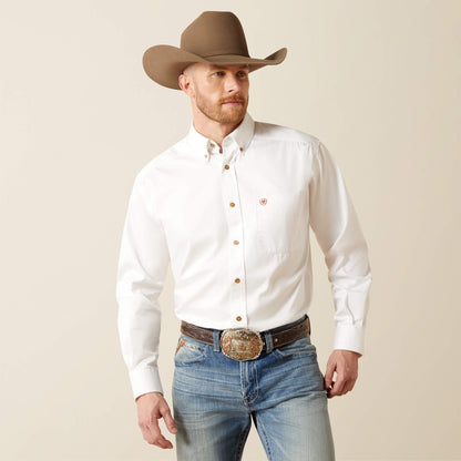 Ariat Men Solid Twill Classic Fit Shirt