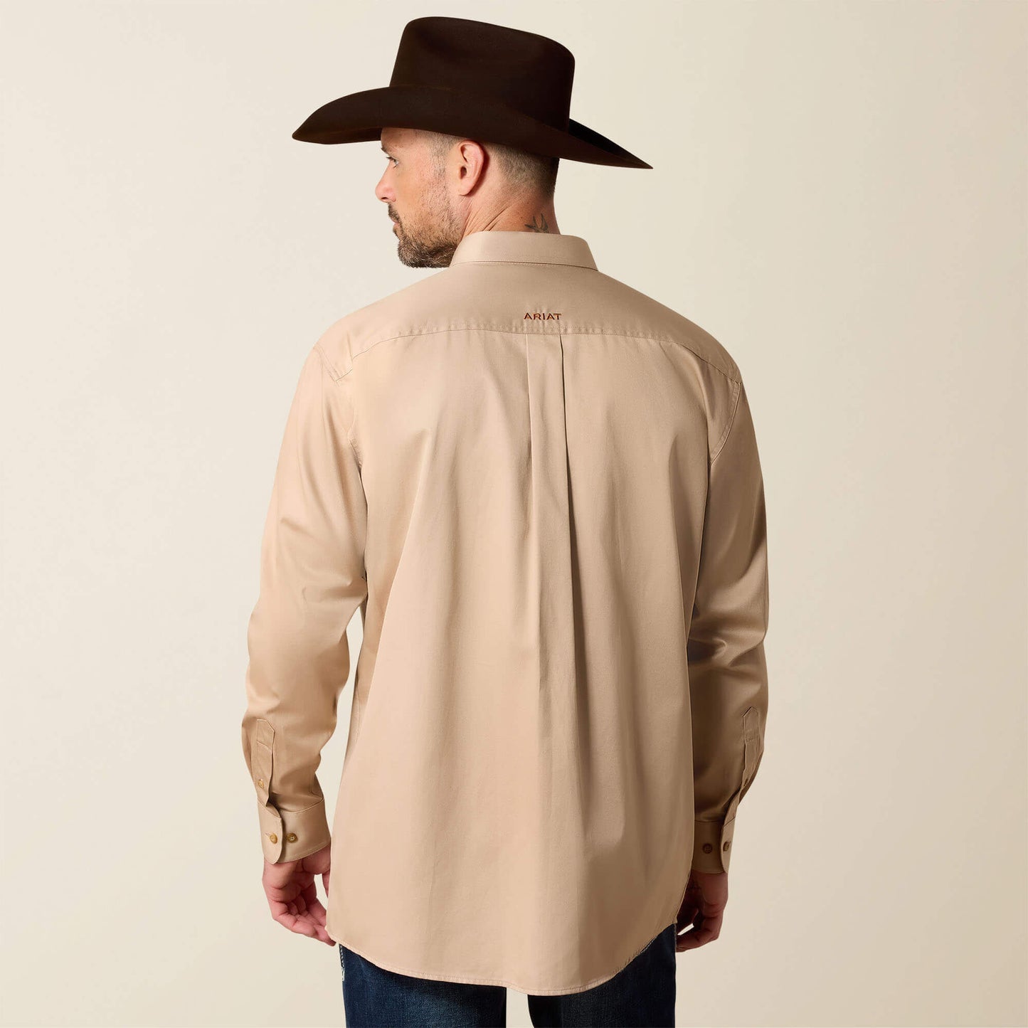 Ariat Men Solid Twill Classic Fit Shirt