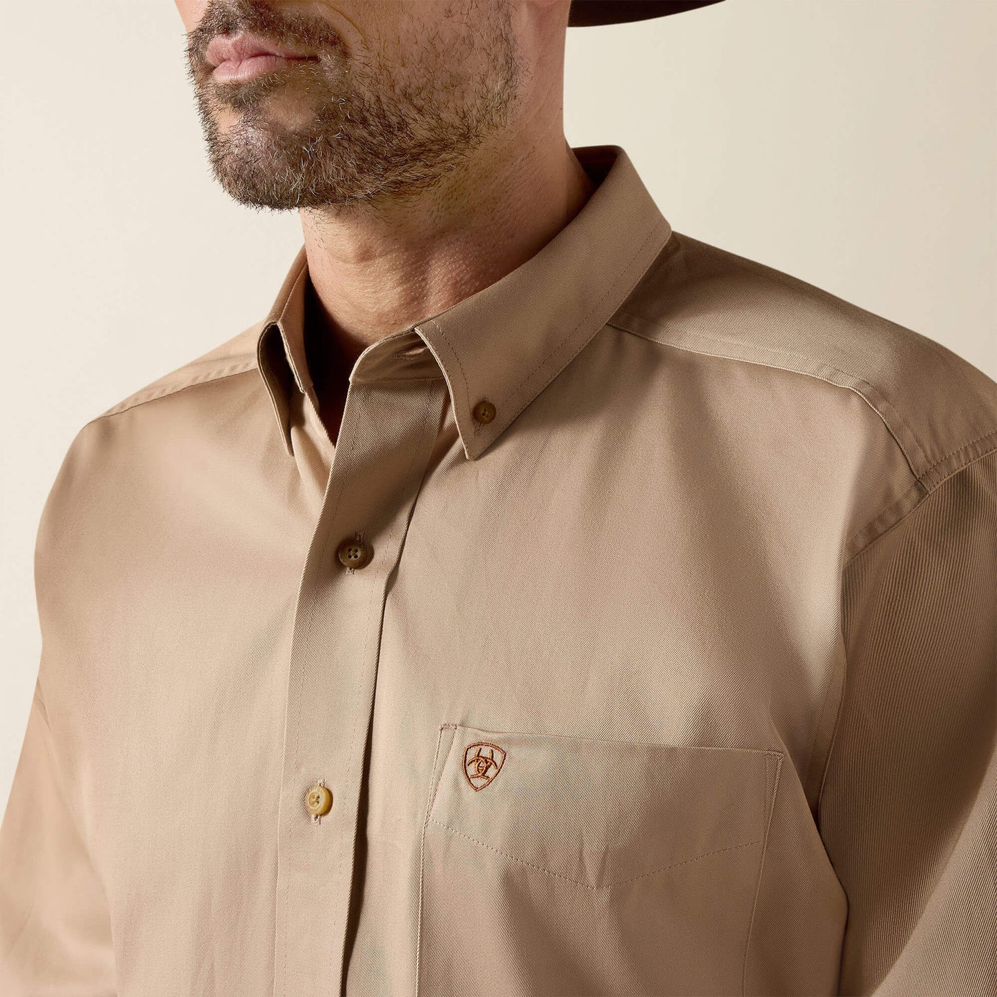 Ariat Men Solid Twill Classic Fit Shirt