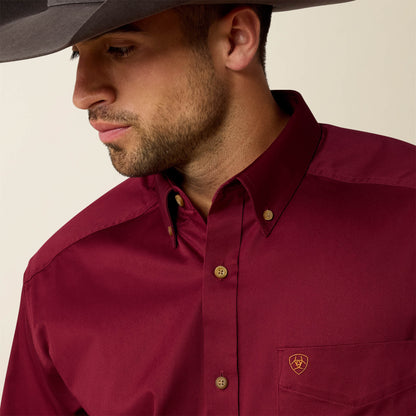 Ariat Men Solid Twill Classic Fit Shirt