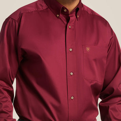 Ariat Men Solid Twill Classic Fit Shirt