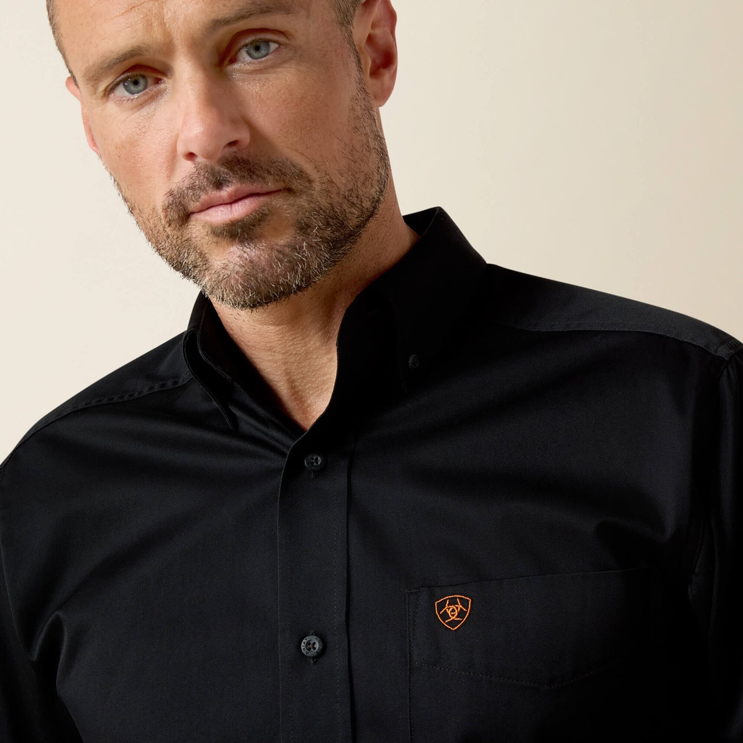 Ariat Men Solid Twill Fitted Shirt