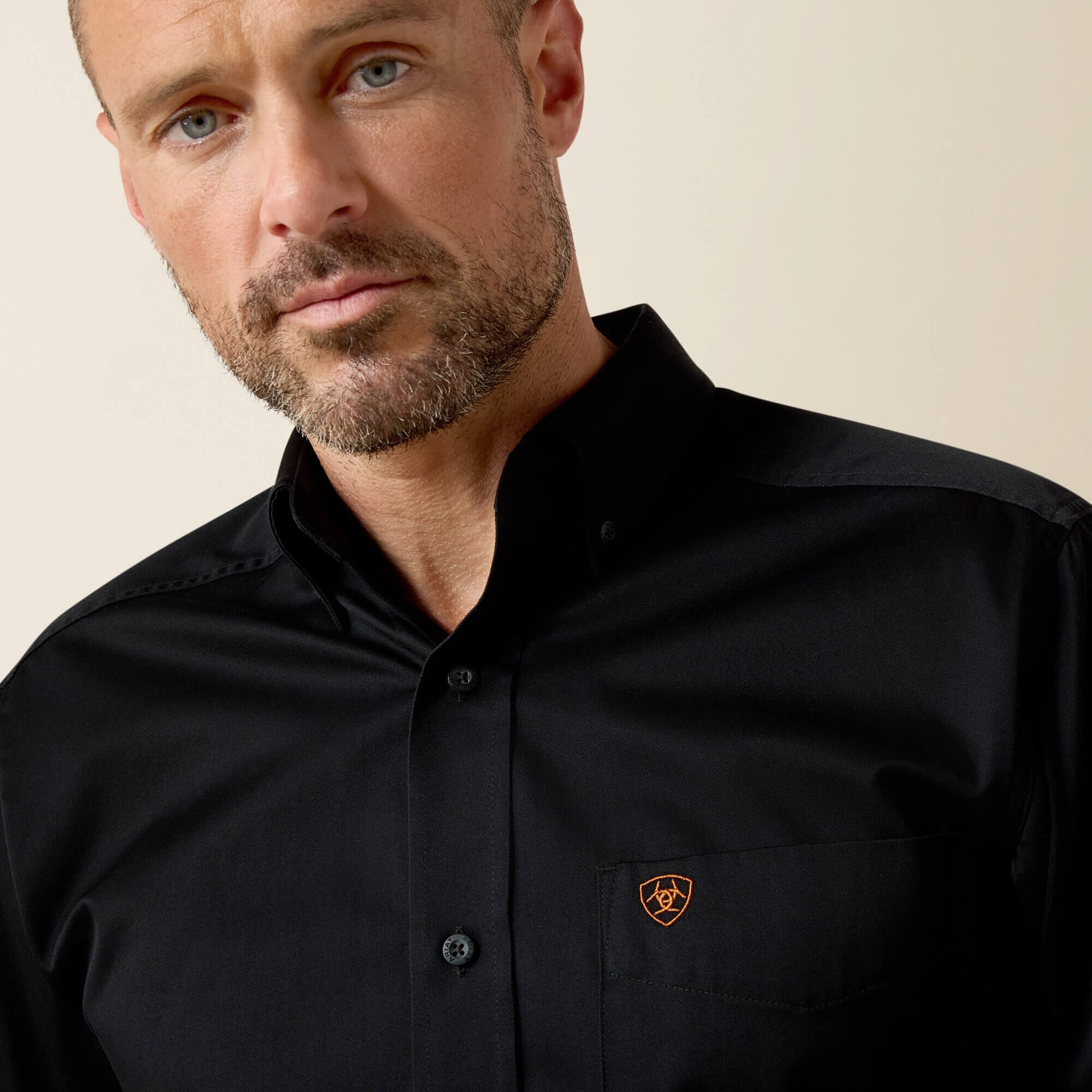 Ariat Men Solid Twill Fitted Shirt