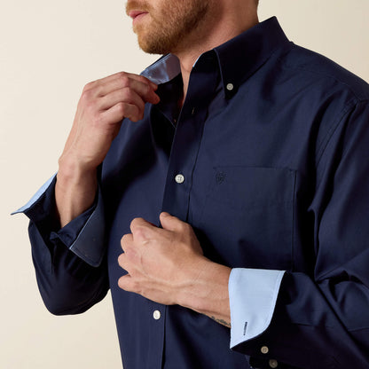 Ariat Men Wrinkle Free Solid Classic Fit Shirt