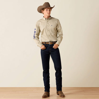 Ariat Men Team Logo Lightweight Twill Classic Fit Shirt
