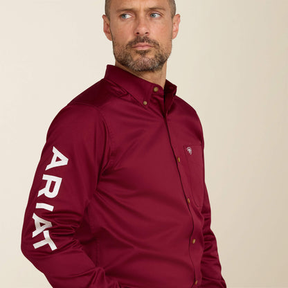 Ariat Men Team Logo Twill Fitted Shirt