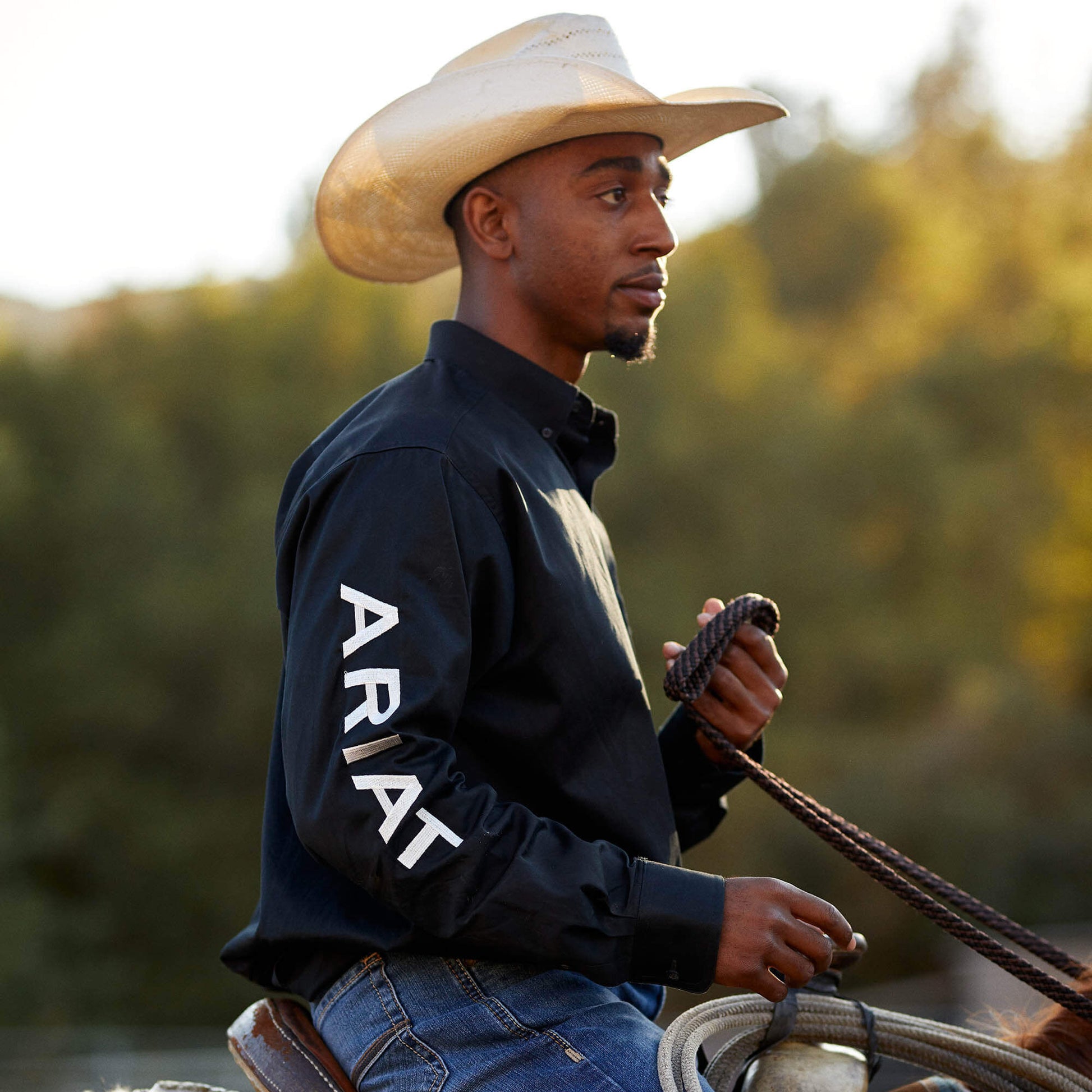 Ariat Men Team Logo Twill Fitted Shirt