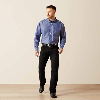 Ariat Men Wrinkle Free Solid Pinpoint Oxford Classic Fit Shirt