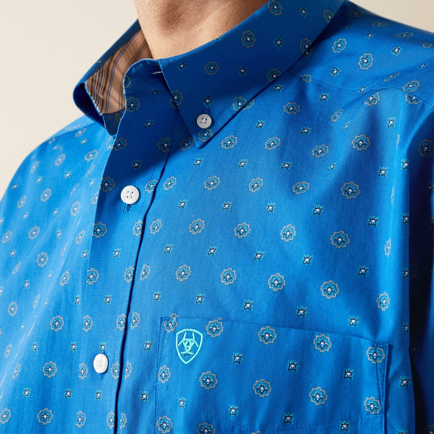 Ariat Men Wrinkle Free Carter Classic Fit Shirt