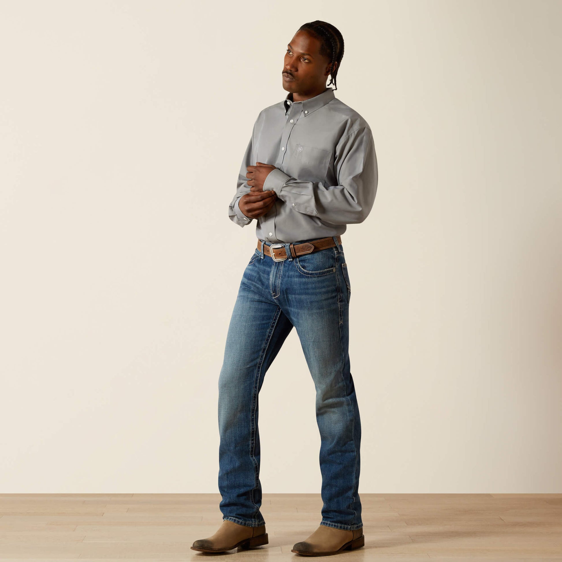 Ariat Men Wrinkle Free Solid Pinpoint Oxford Classic Fit Shirt
