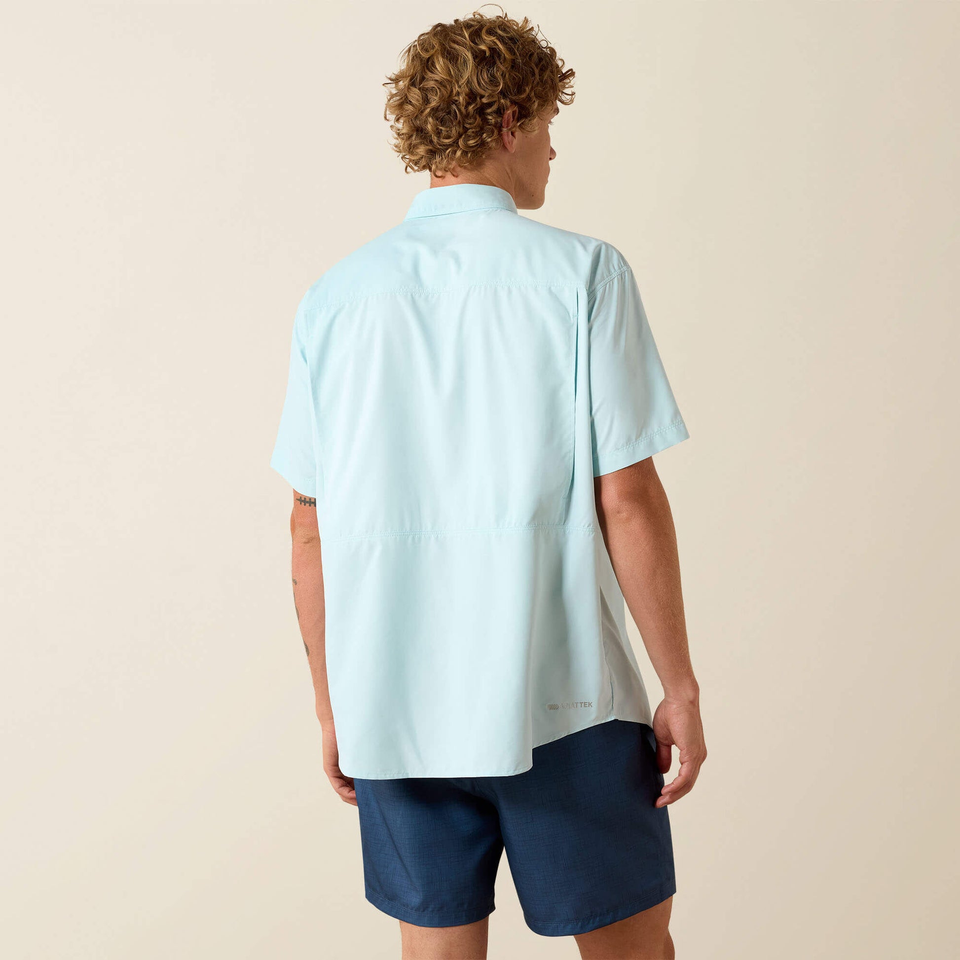 Ariat Men VentTEK Outbound Classic Fit Shirt