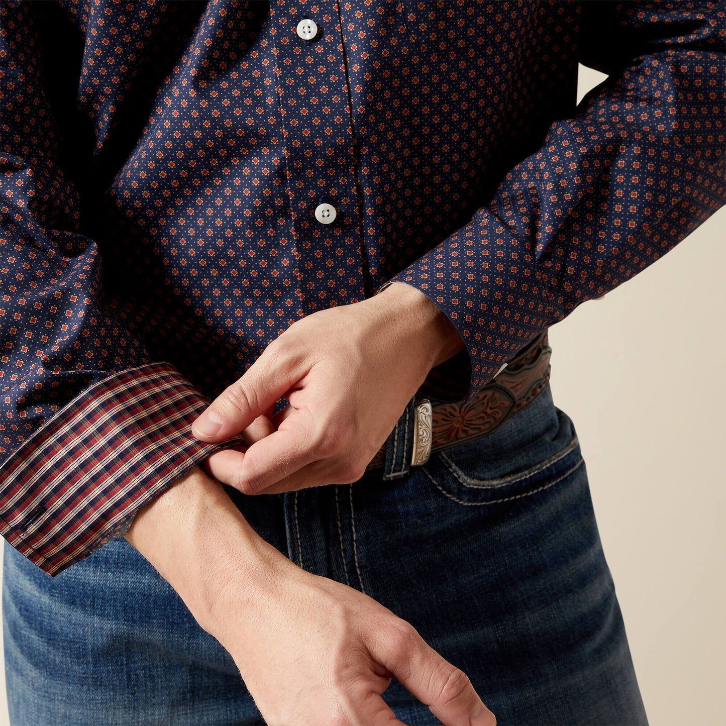 Ariat Men Wrinkle Free Briggs Classic Fit Shirt