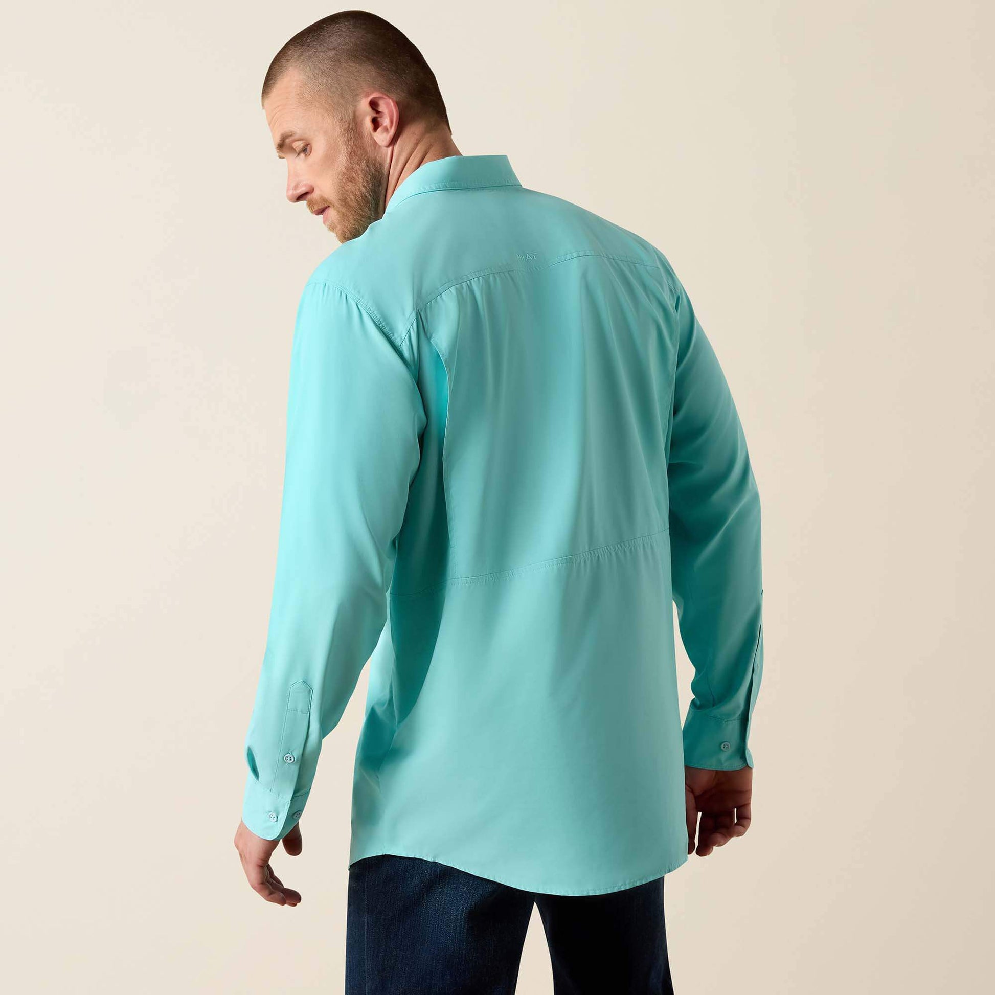 Ariat Men VentTEK Outbound Classic Fit Shirt