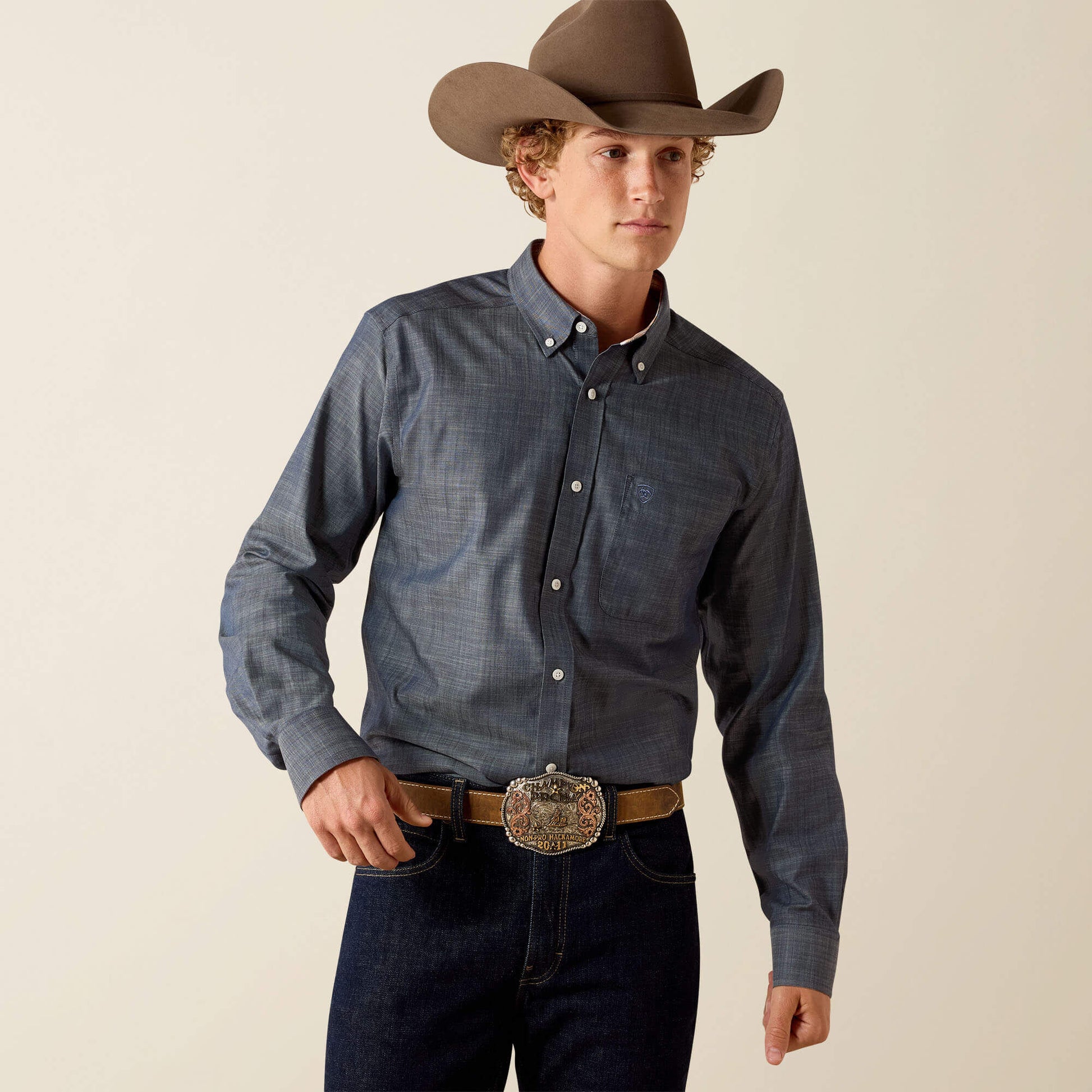Ariat Men Wrinkle Free Solid Fitted Shirt