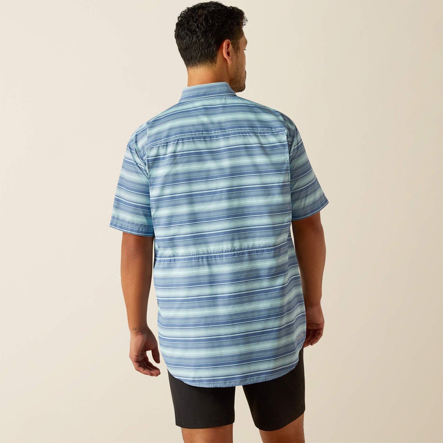 Ariat Men VentTEK Outbound Classic Fit Shirt