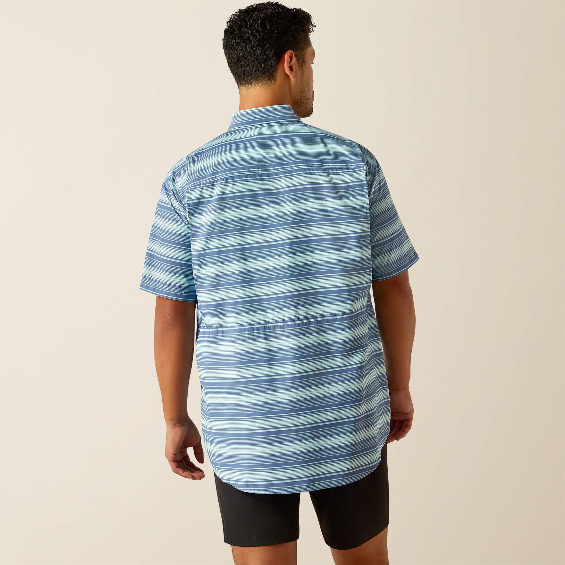 Ariat Men VentTEK Outbound Classic Fit Shirt