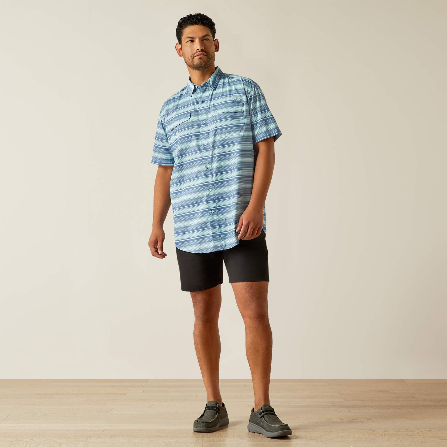 Ariat Men VentTEK Outbound Classic Fit Shirt