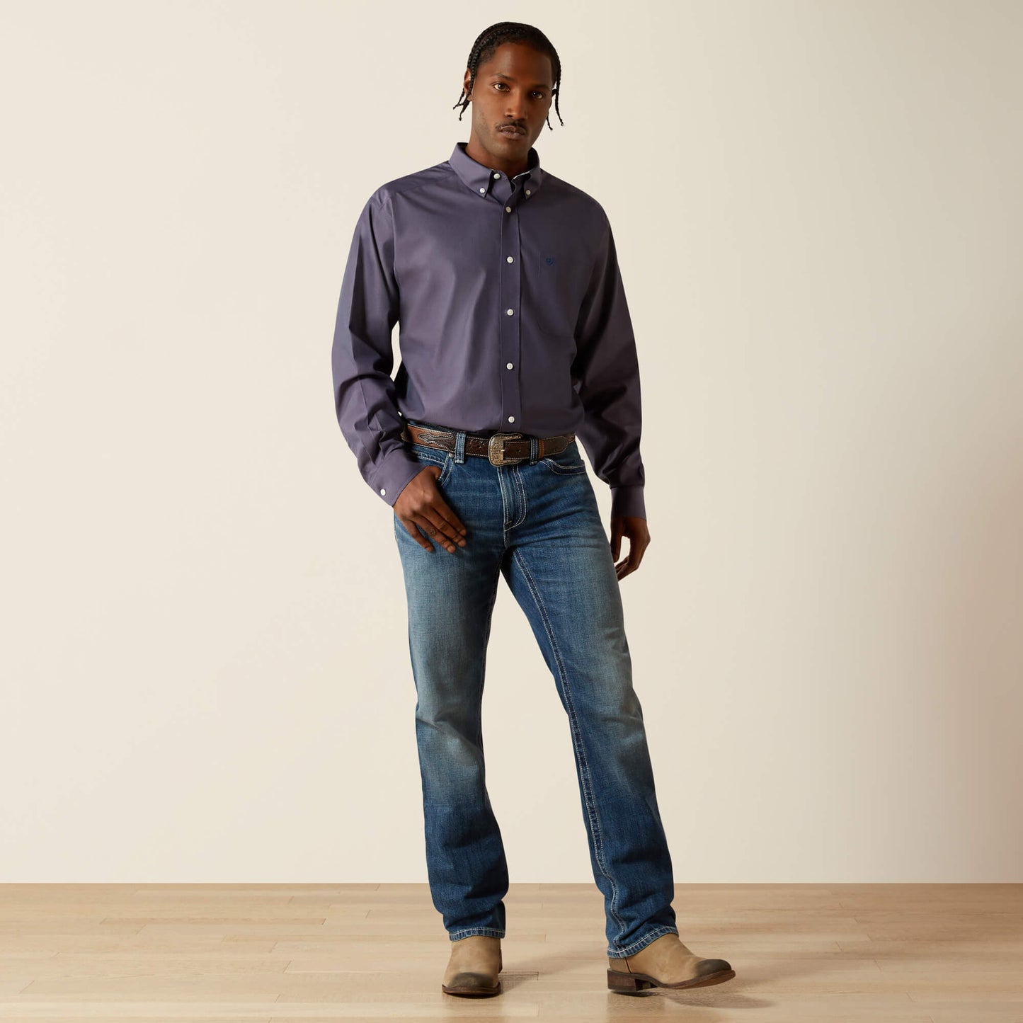 Ariat Men Wrinkle Free Solid Pinpoint Oxford Classic Fit Shirt