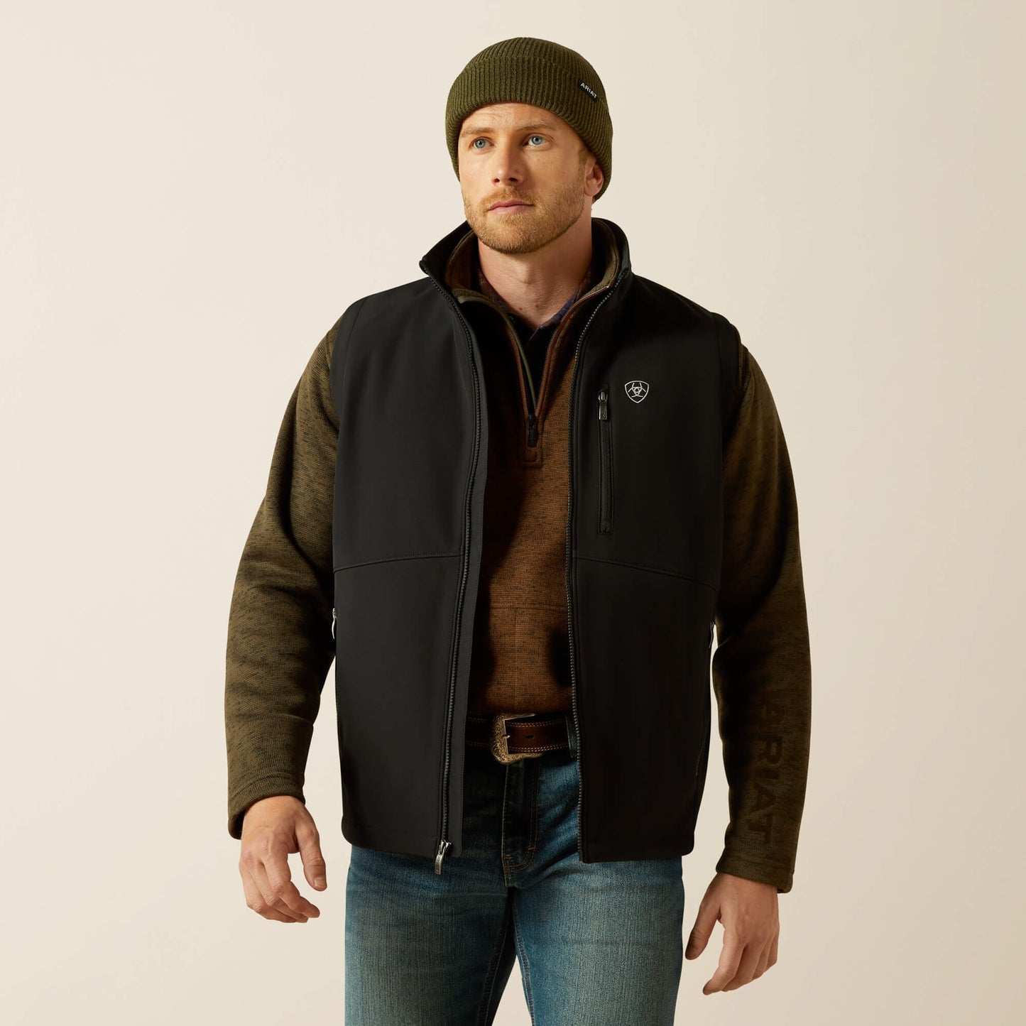 Ariat Men Logo Softshell Vest