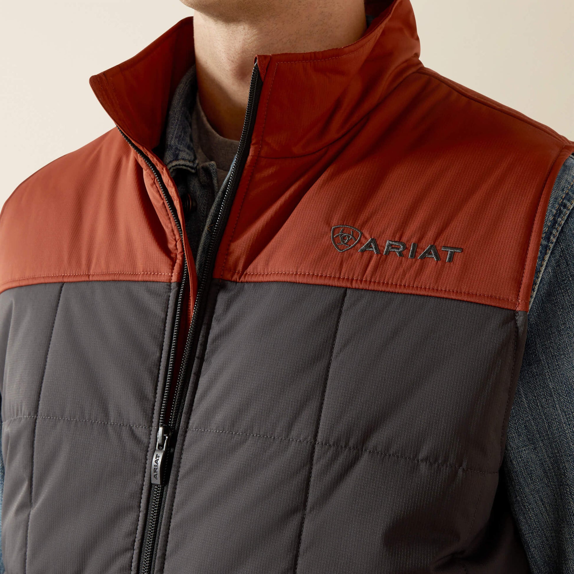 Ariat Men Crius Insulated Vest