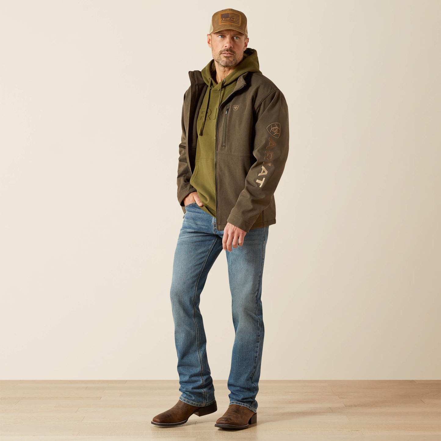 Ariat Men Logo Softshell Jacket