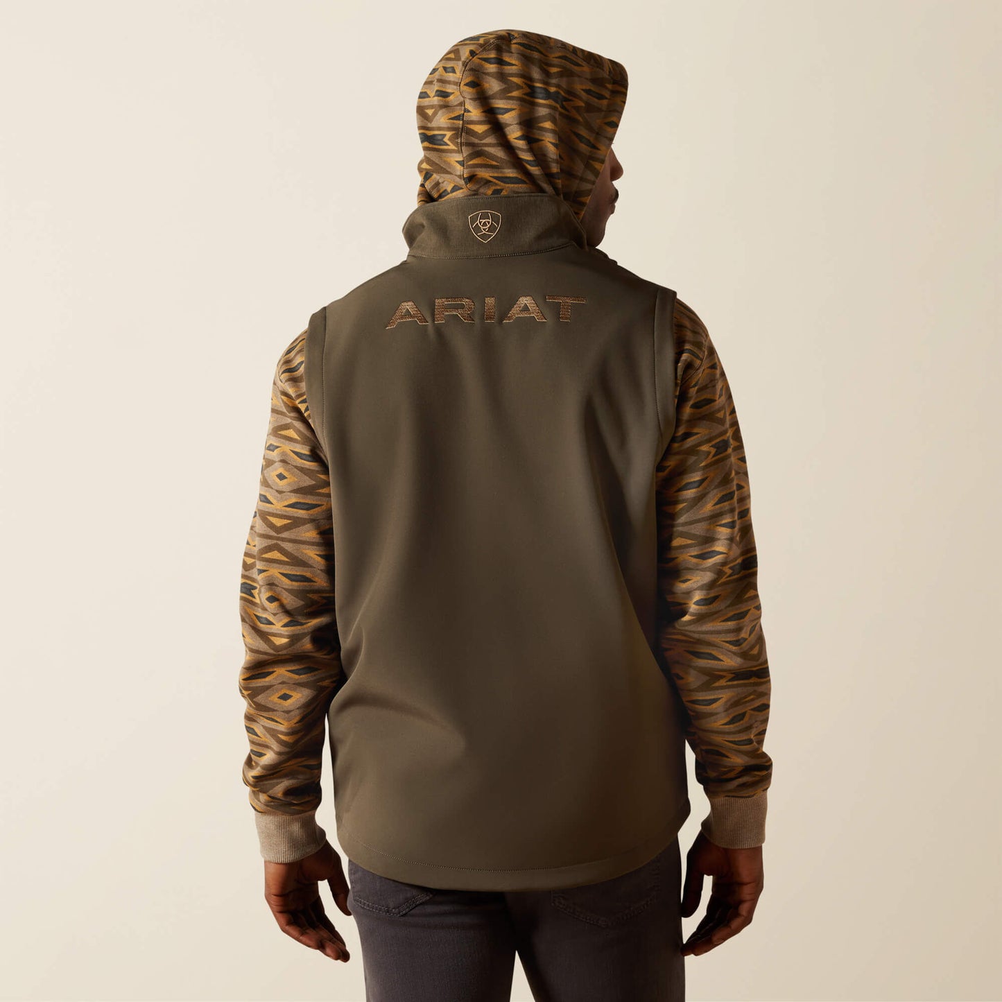 Ariat Men Logo Softshell Vest