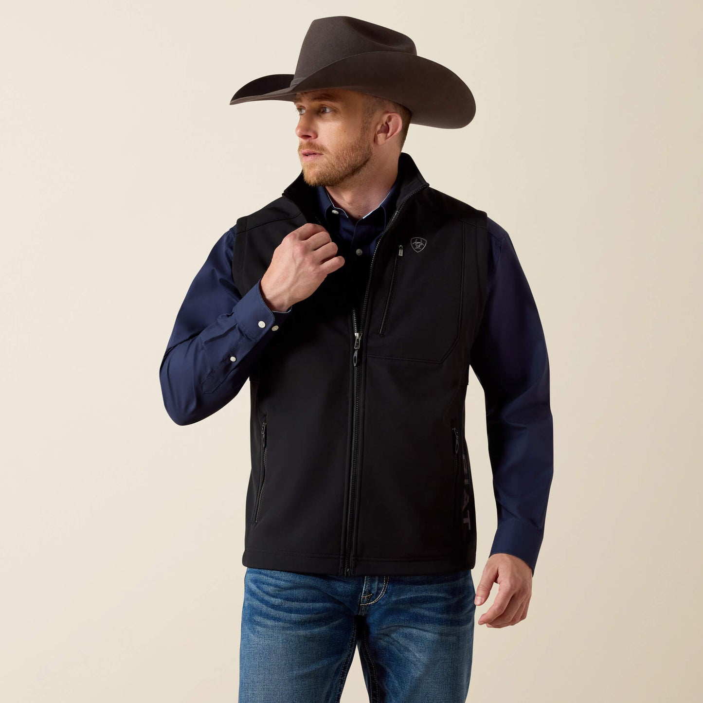 Ariat Men Logo 2.0 Patriot Softshell Vest