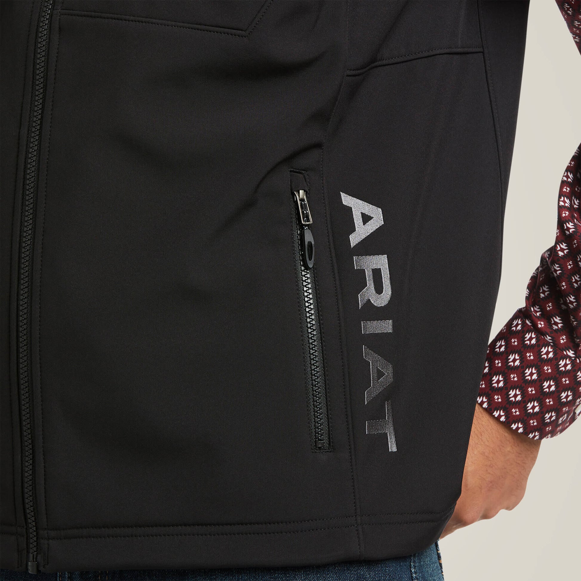 Ariat Men Logo 2.0 Patriot Softshell Vest