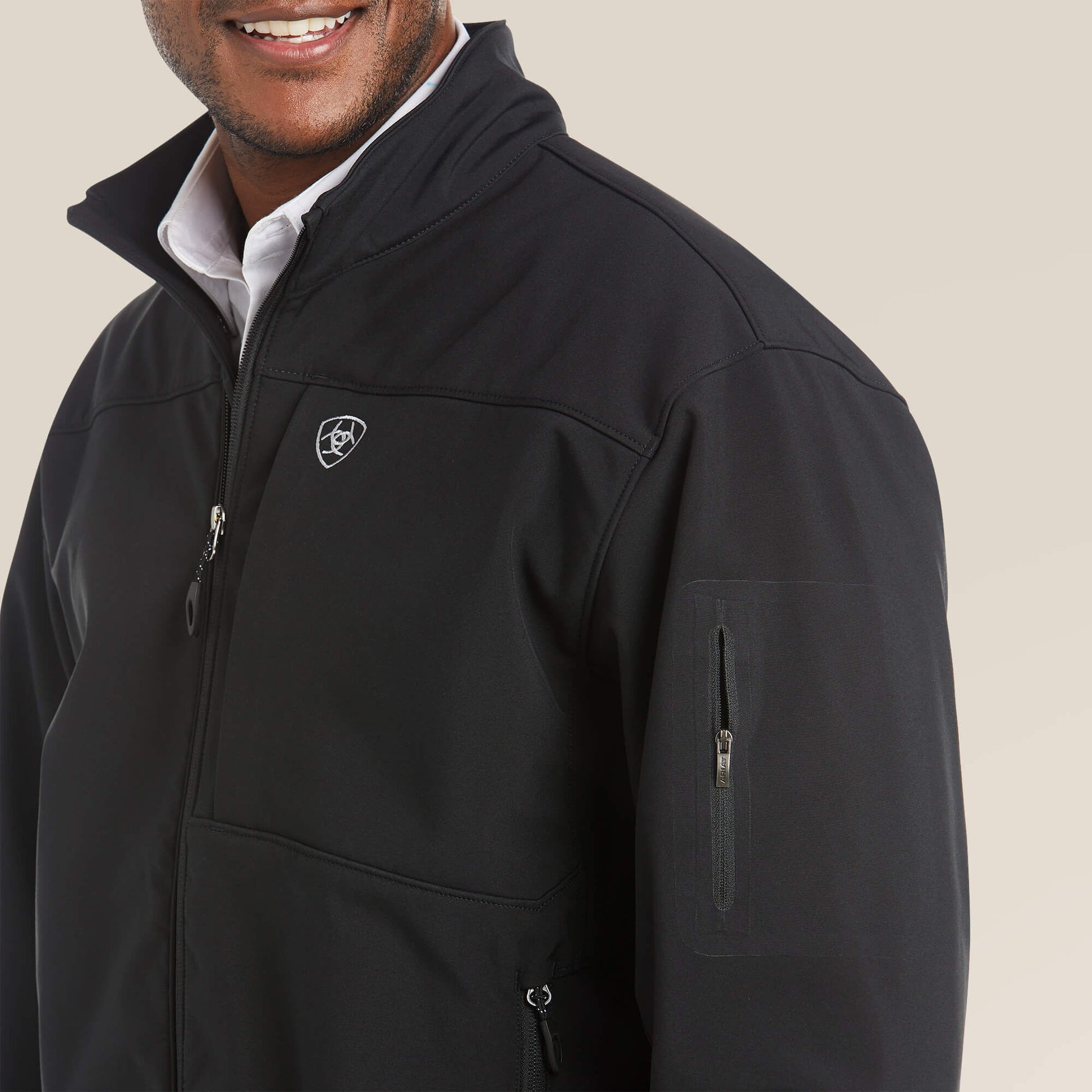 Ariat Men Vernon 2.0 Softshell Jacket