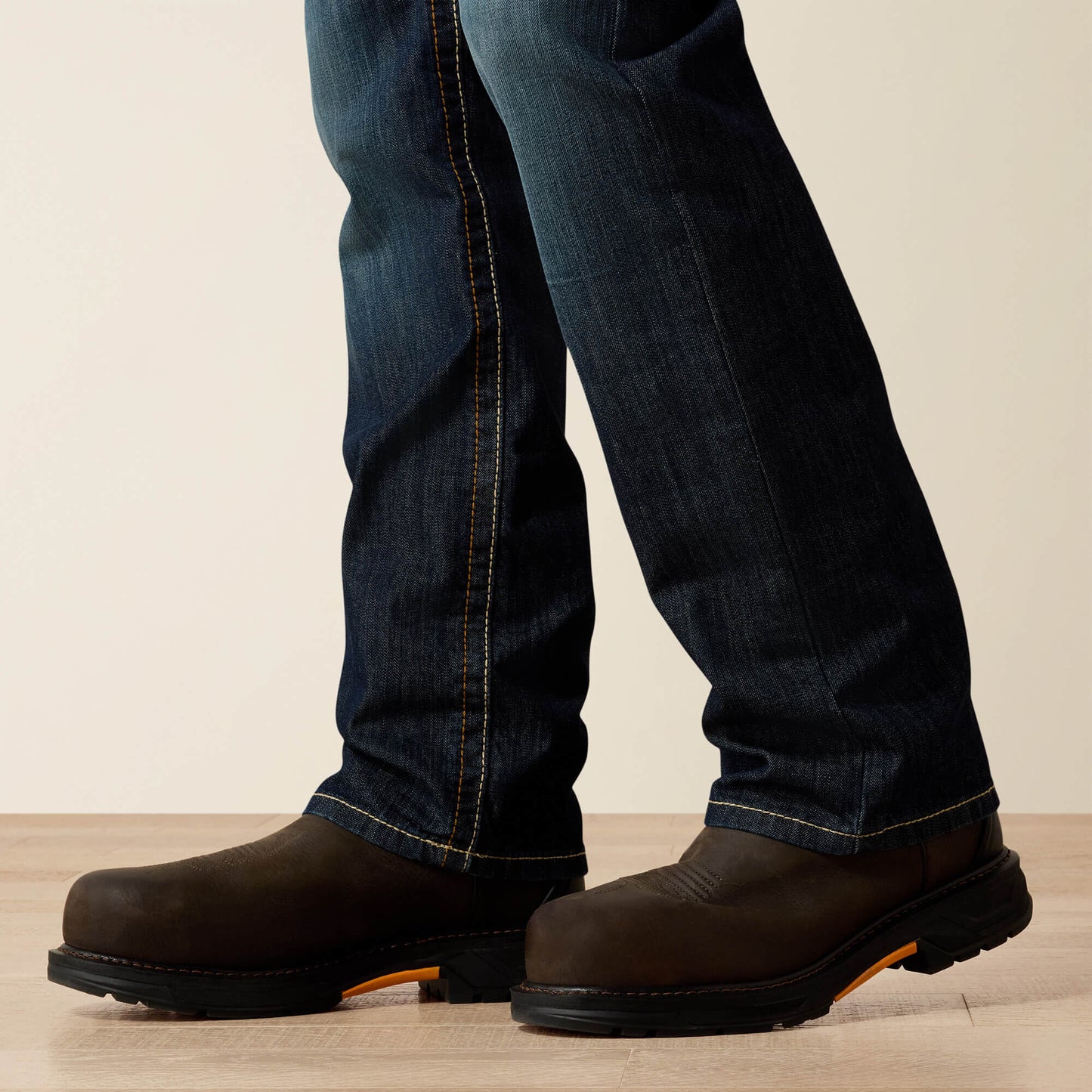 Ariat Men FR M4 Relaxed Stretch DuraLight Basic Boot Cut Jean