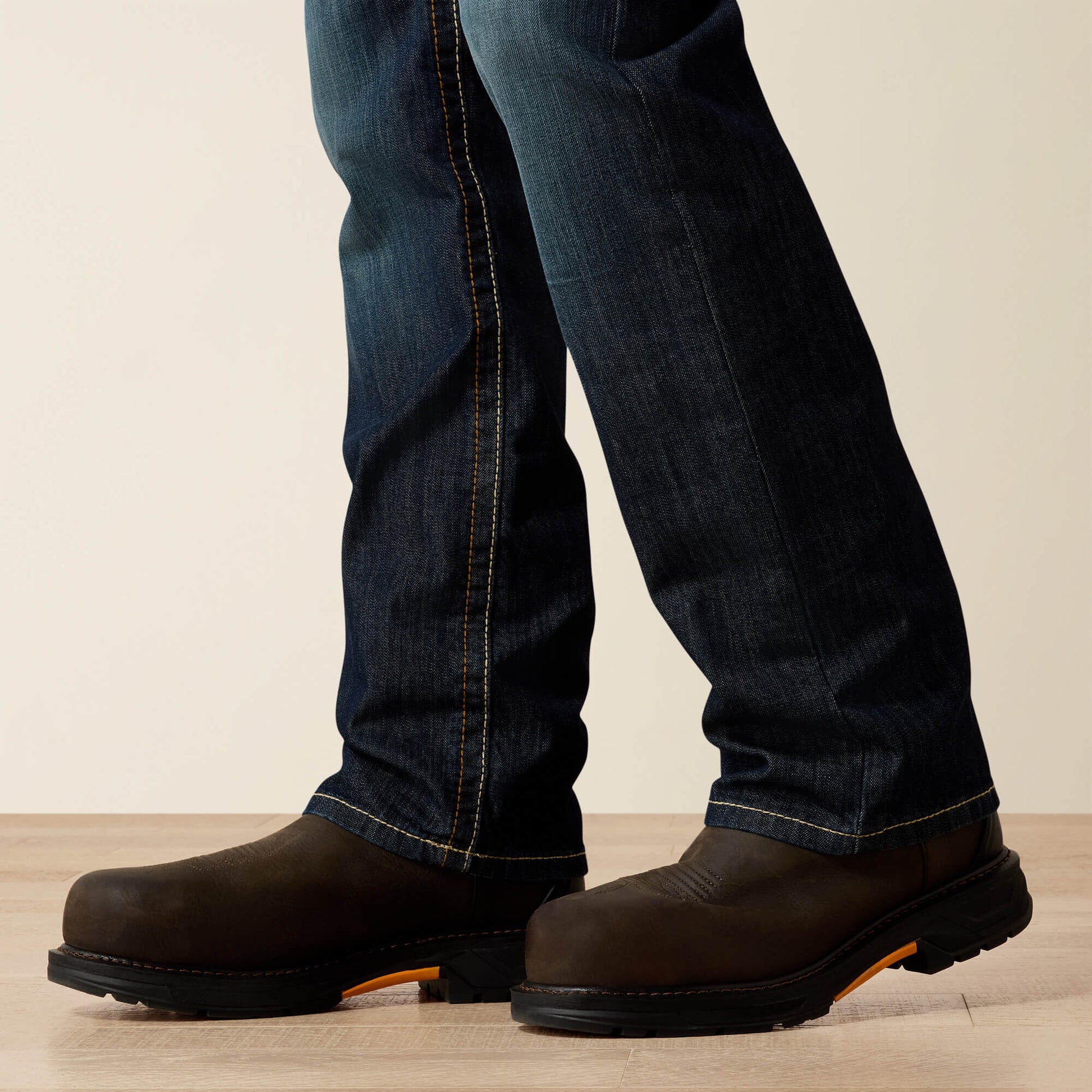 Ariat Men FR M4 Relaxed Stretch DuraLight Basic Boot Cut Jean