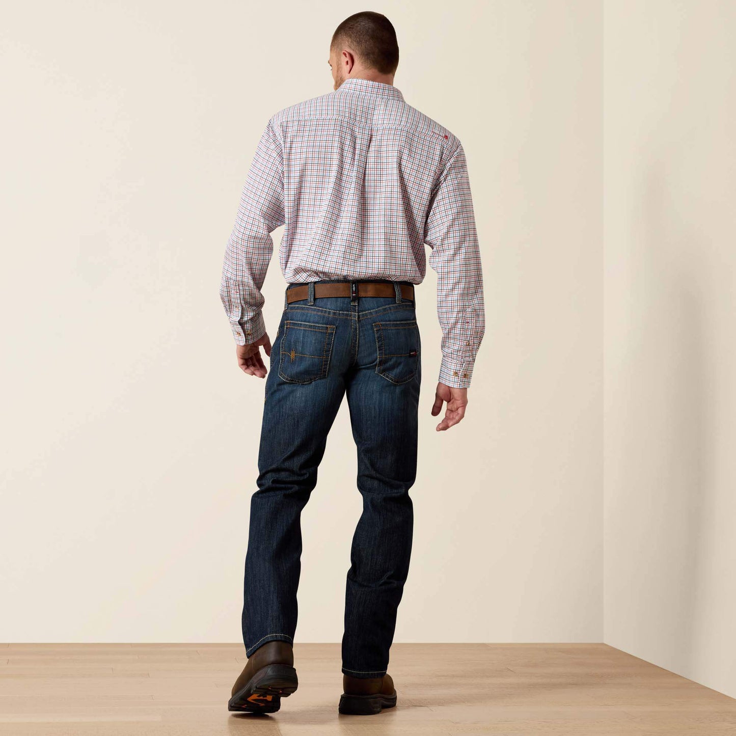 Ariat Men FR M5 Straight DuraLight Stretch Basic Straight Leg Jean