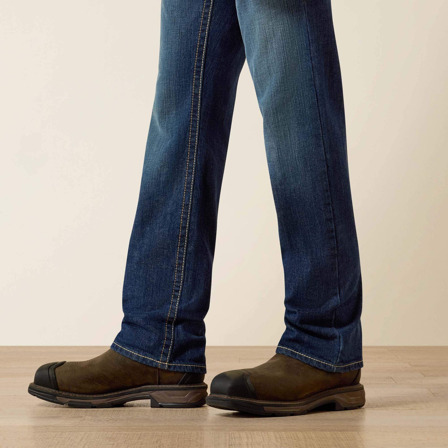 Ariat Men FR M5 Straight DuraStretch Truckee Stackable Straight Leg Jean