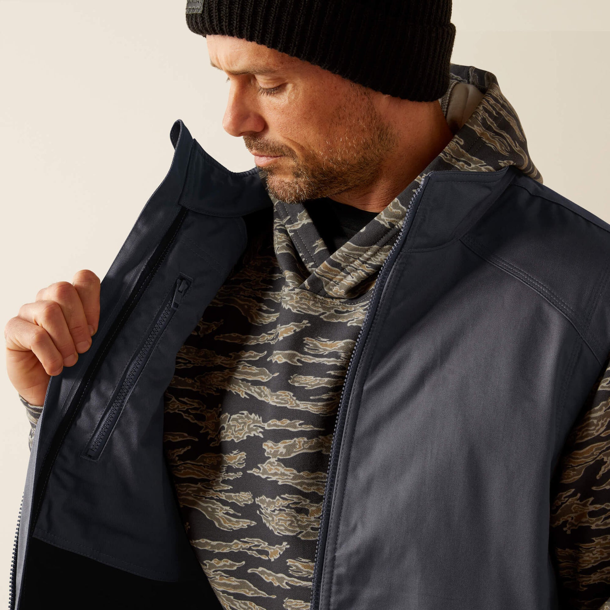 Ariat Men FR Basic Insulated Vest