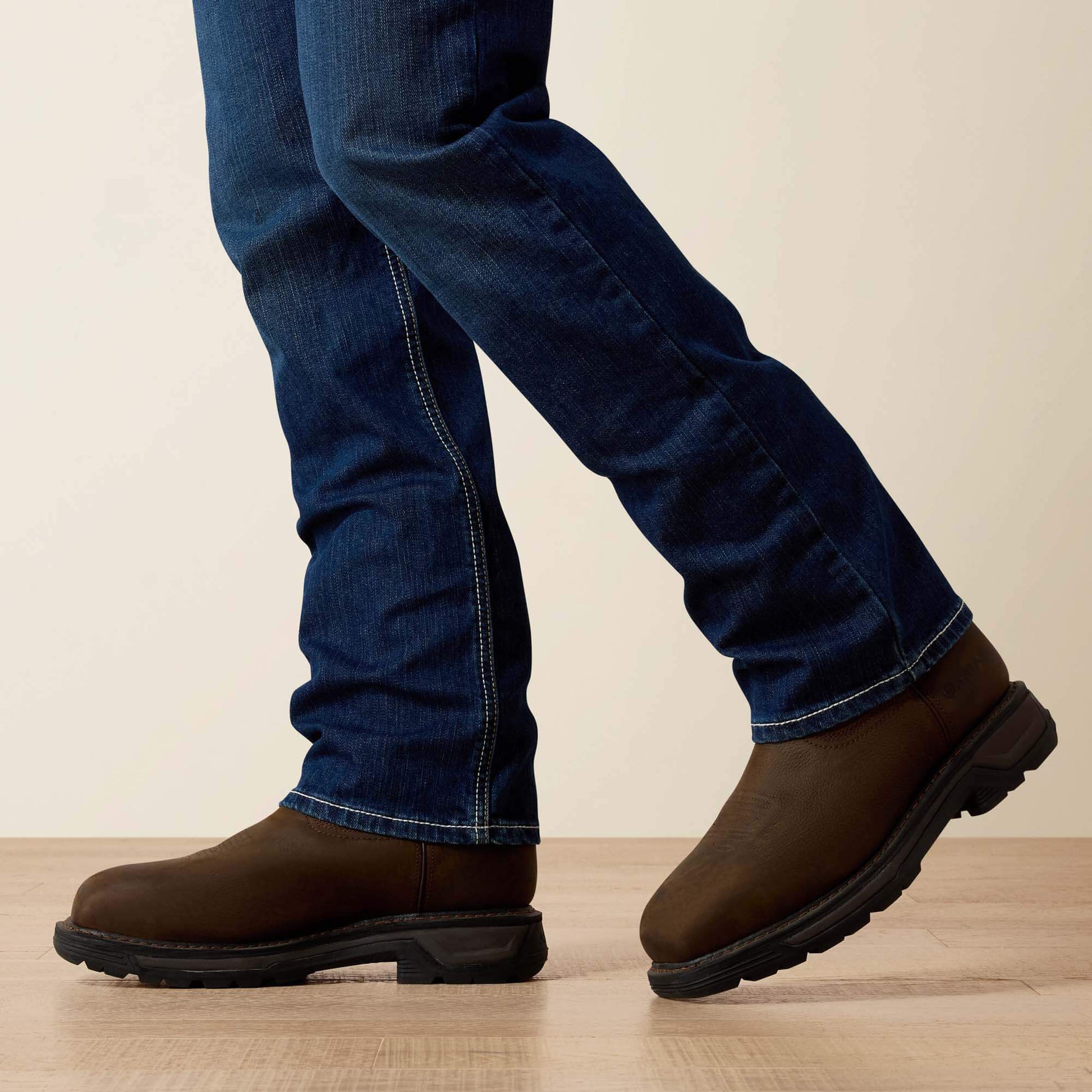 Ariat Men FR M4 Relaxed DuraStretch Lineup Stackable Straight Leg Jean