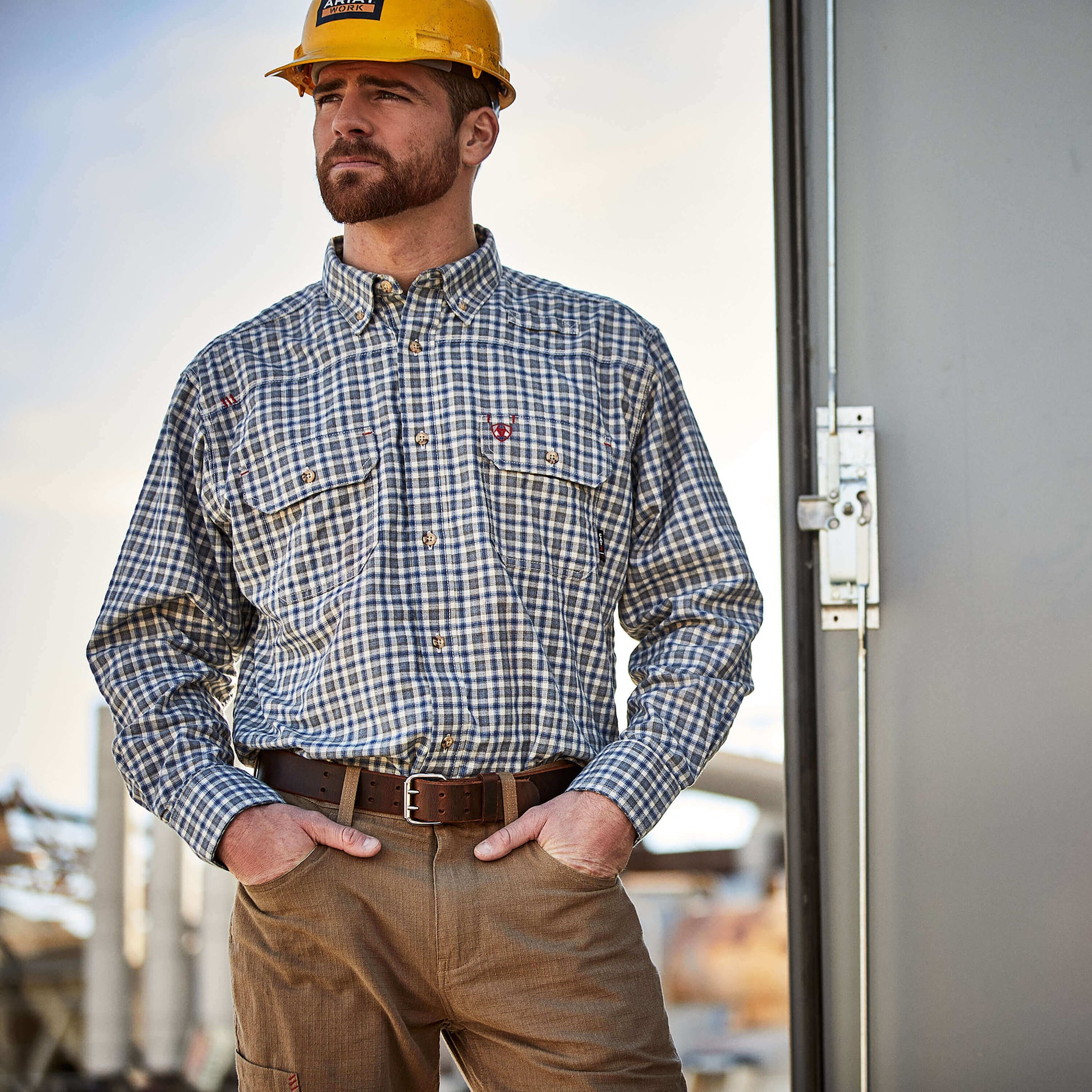 Ariat Men FR Plaid Featherlight Work Shirt