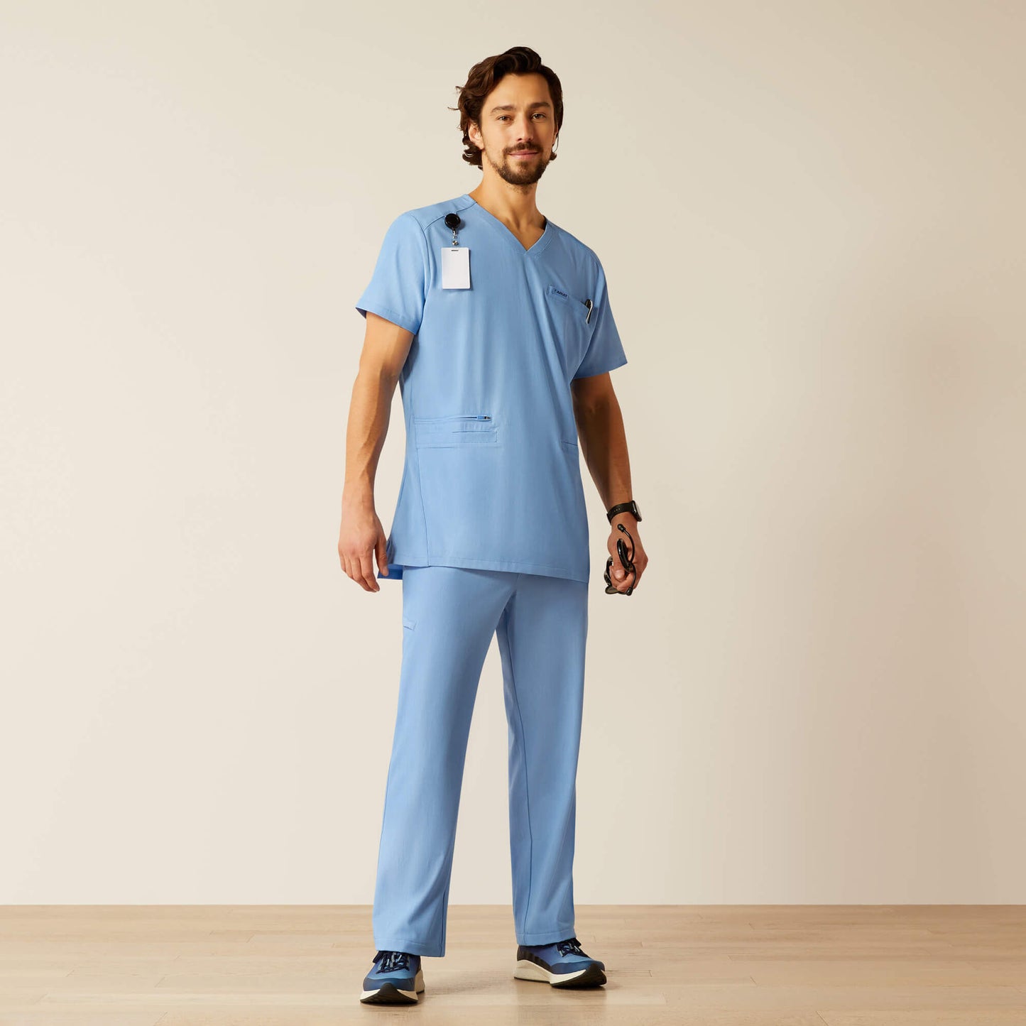 Ariat Men Derham 6 Pocket Scrub Top