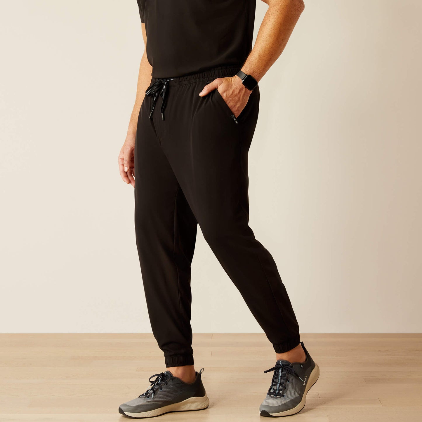 Ariat Men Drew Cargo Stretch Jogger Scrub Pant