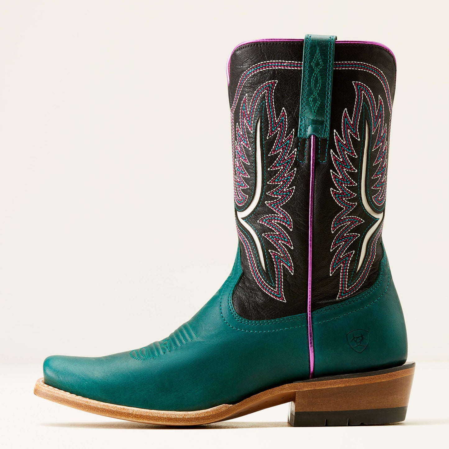 Ariat Women Futurity Colt Narrow Cutter Toe Western Boot