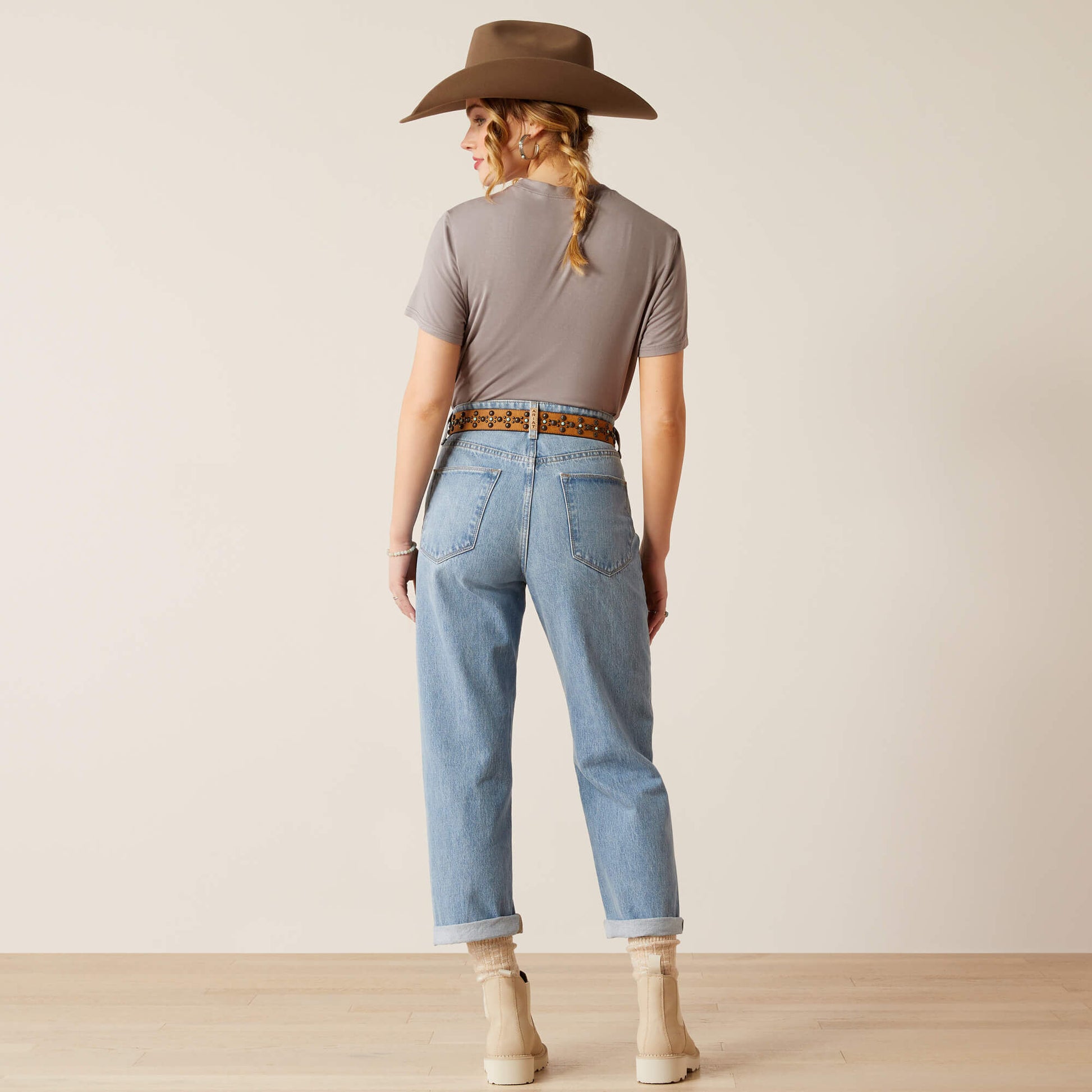 Ariat Women|Trends Ultra High Rise Tomboy Straight Leg Jeans