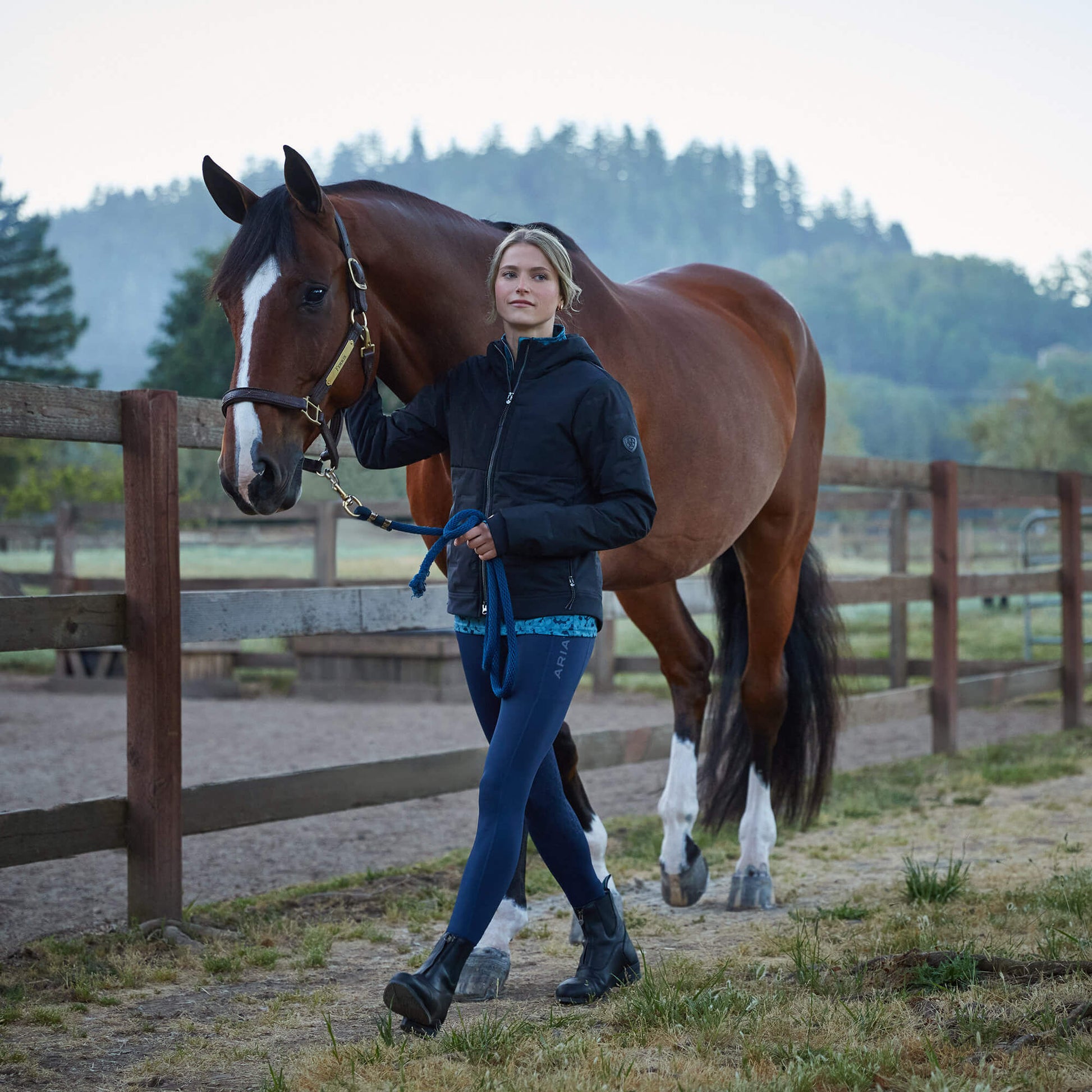 Ariat Women Avail 2.0 Half Grip Tight