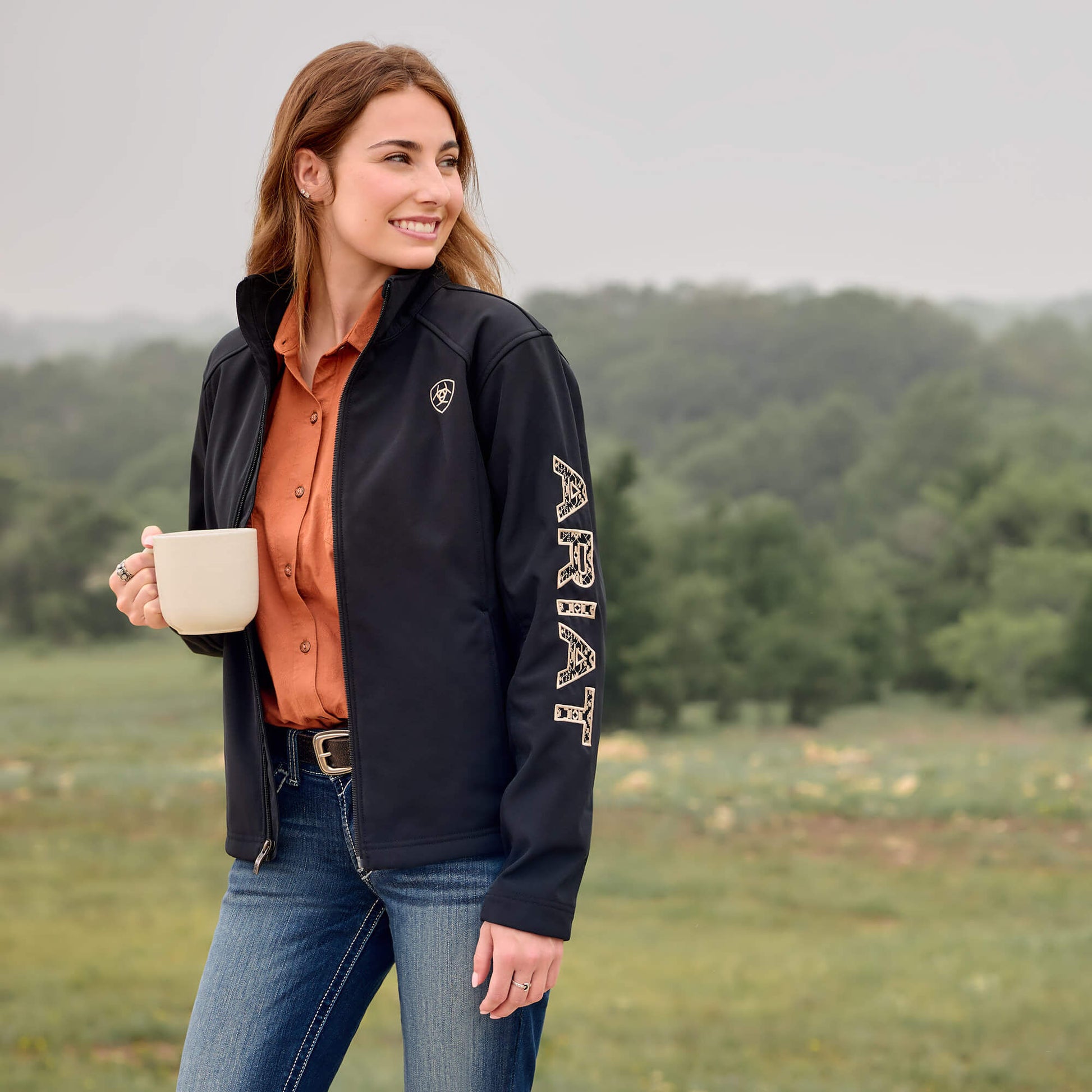 Ariat Women Ariat Logo Softshell Jacket