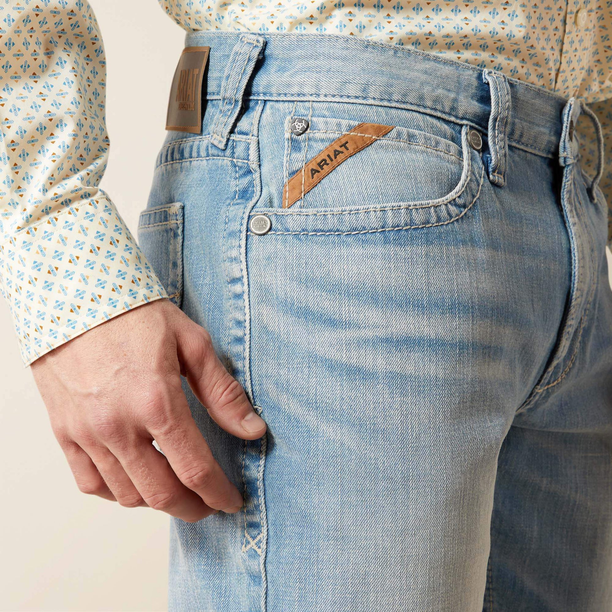 Ariat Trends M4 Relaxed Lucas Straight Leg Jean